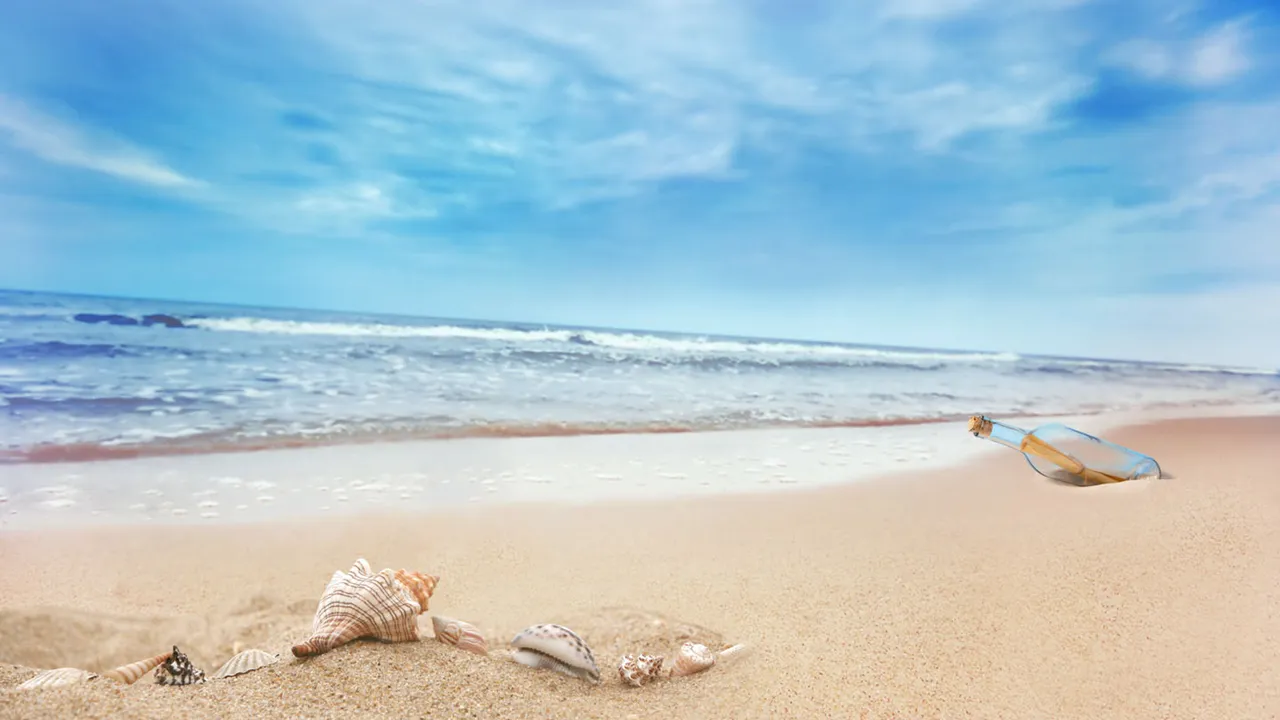 大海沙滩背景的旅游幻灯片模板下载