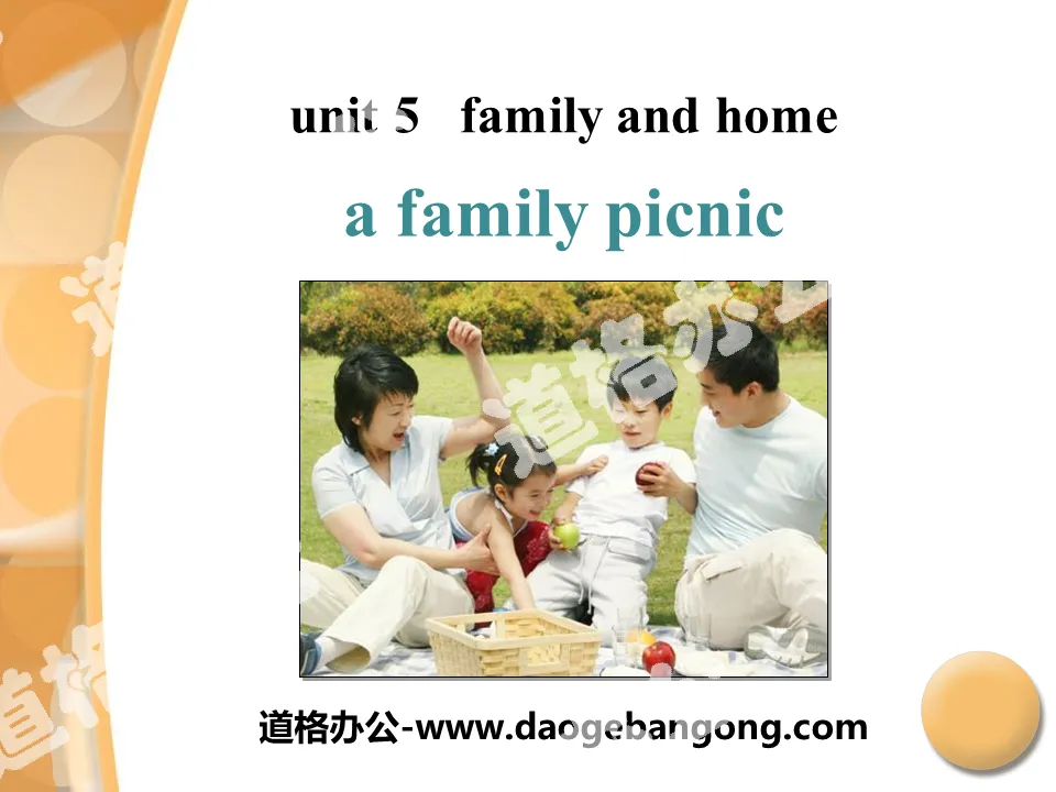 "A Family Picnic" Family and Home PPT courseware download